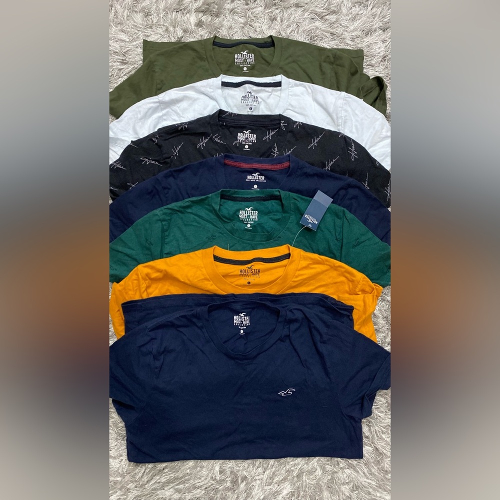 Hollister men’s T-shirt bundle size Small